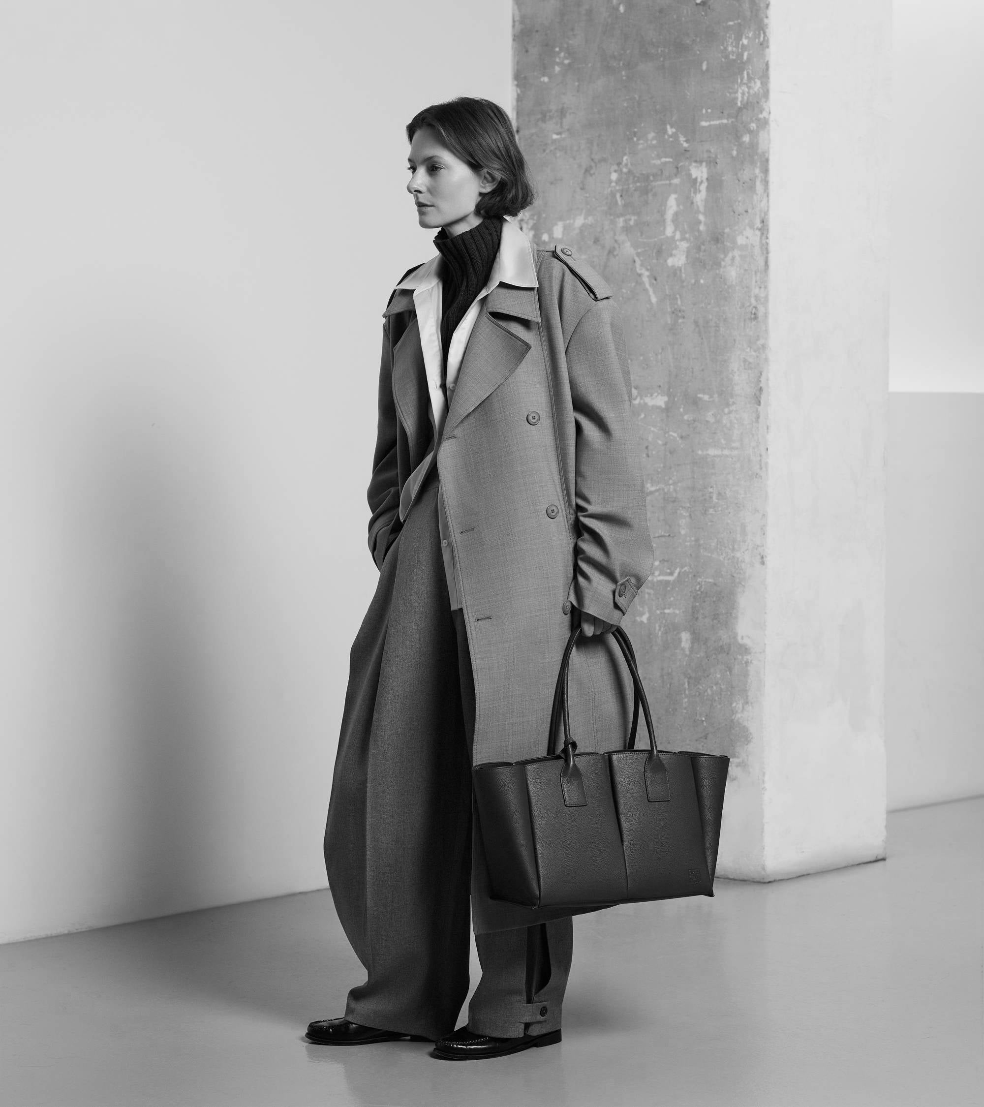 Großer Shopper Elena aus genarbtem Leder