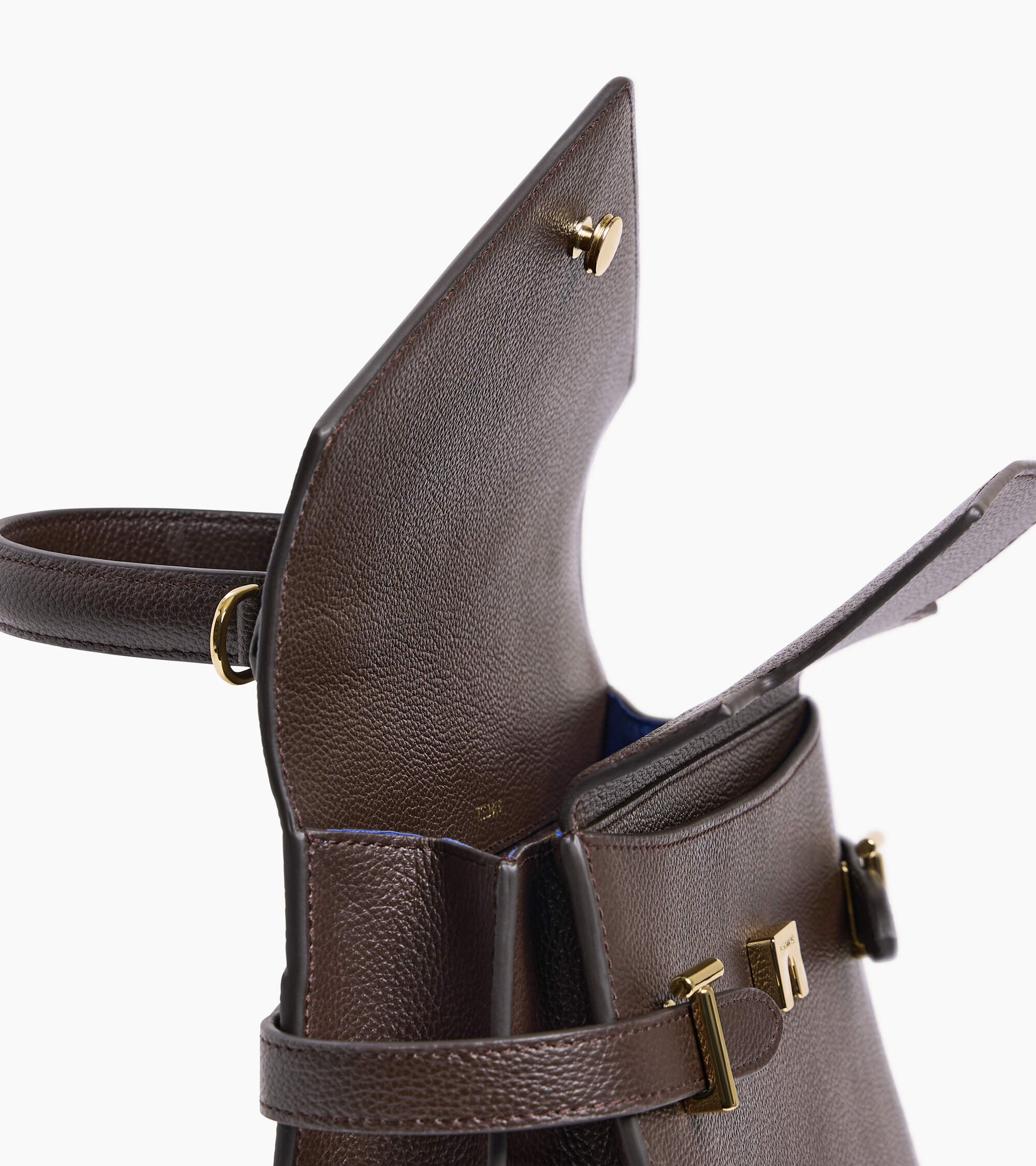 Mittelgroße Handtasche Emilie aus genarbtem Leder mit Doppelklappe