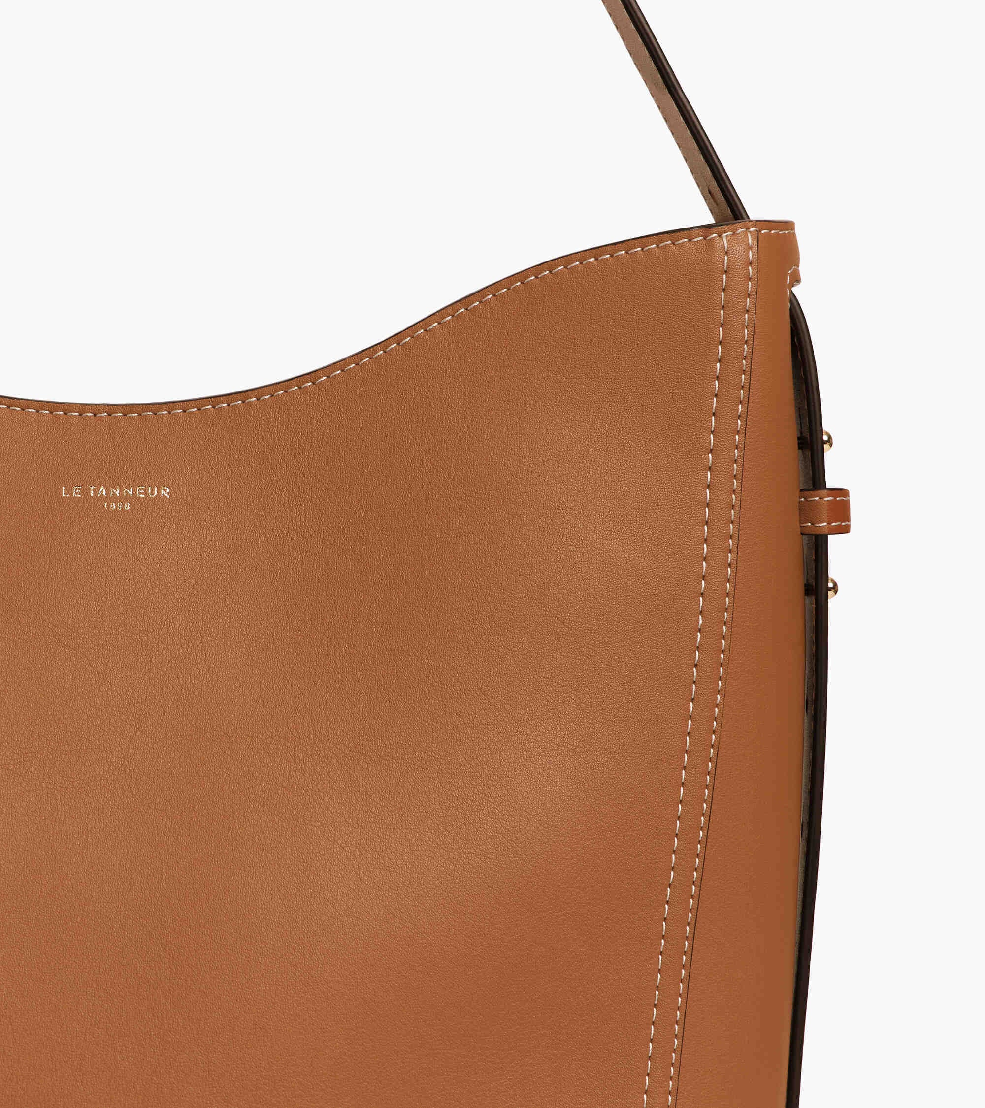 Mittelgroße Hobo-Tasche Céleste aus Glattleder